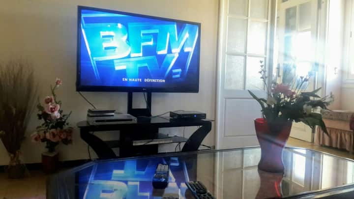 F4 Oran Centre Vues Sur Mer à 150m Du Front De Mer - Oran