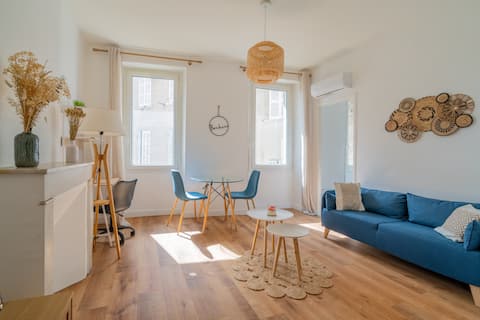 Popular Airbnb listing: T1 cozy near metro in Marseille