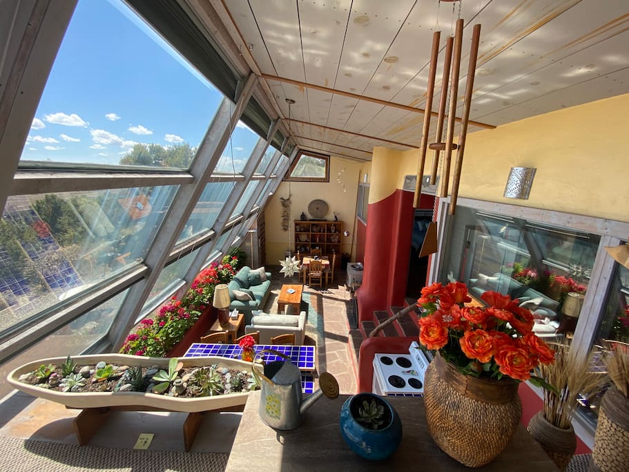 Artsy Earthship Taos Mountain View Earth houses for Rent in Taos