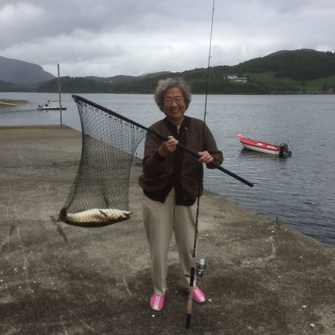 Catch fish from the quay and put it straight on the barbecue