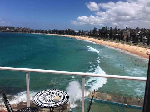 Top performing Airbnb: Manly Waterfront Beach Stay in Manly