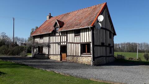 5 bedroom 16th century house  sleeps 15+