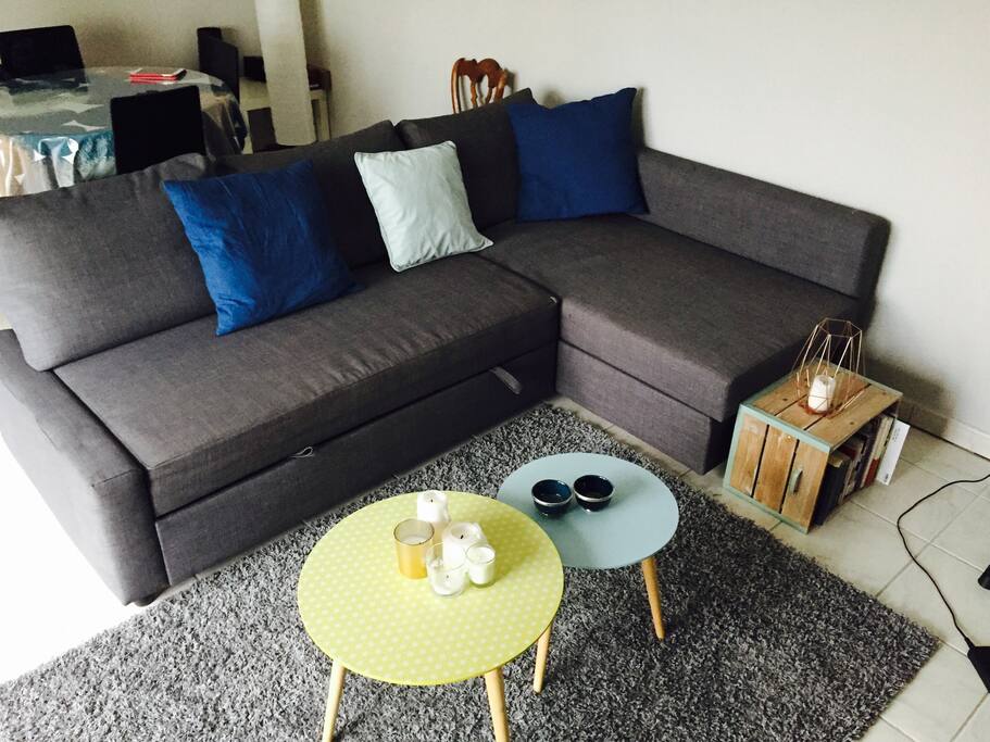 Possibilité de déplier le canapé pour un couchage deux personnes