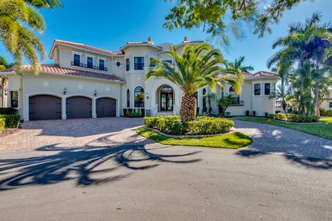 Gulf Access | Heated Pool & 2 Spas | Theatre |