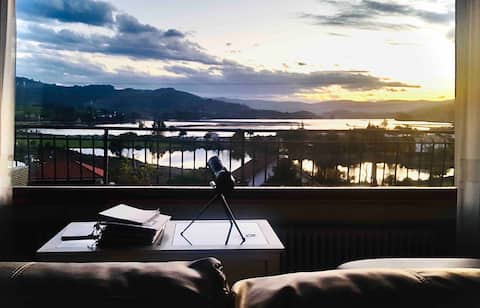 Breathtaking view 350 mtrs. from the beach+Jacuzzi