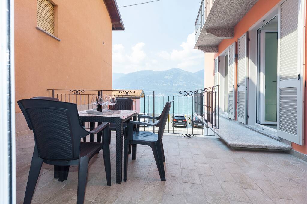 terrazza vista lago
