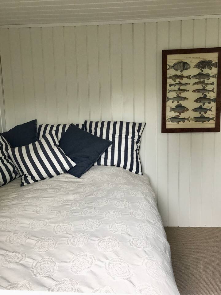 Dhomë gjumi me krevat dopio