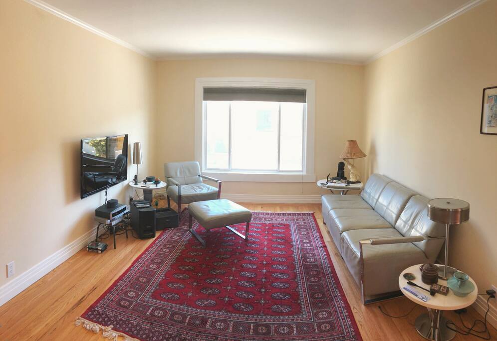 Spacious living room with Smart TV