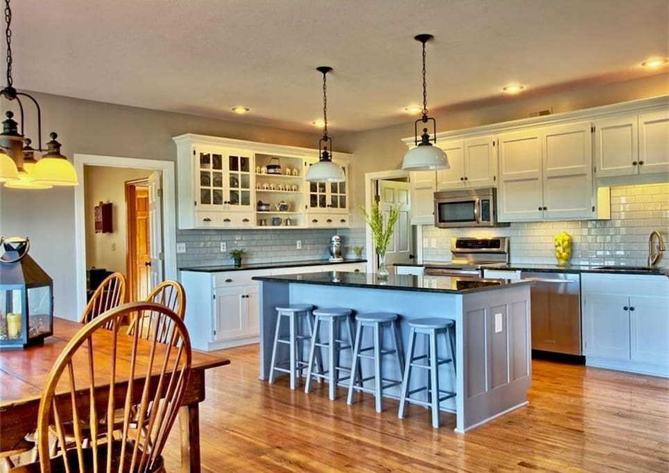 Beautiful Kitchen Equipped to Meet Your Group Needs