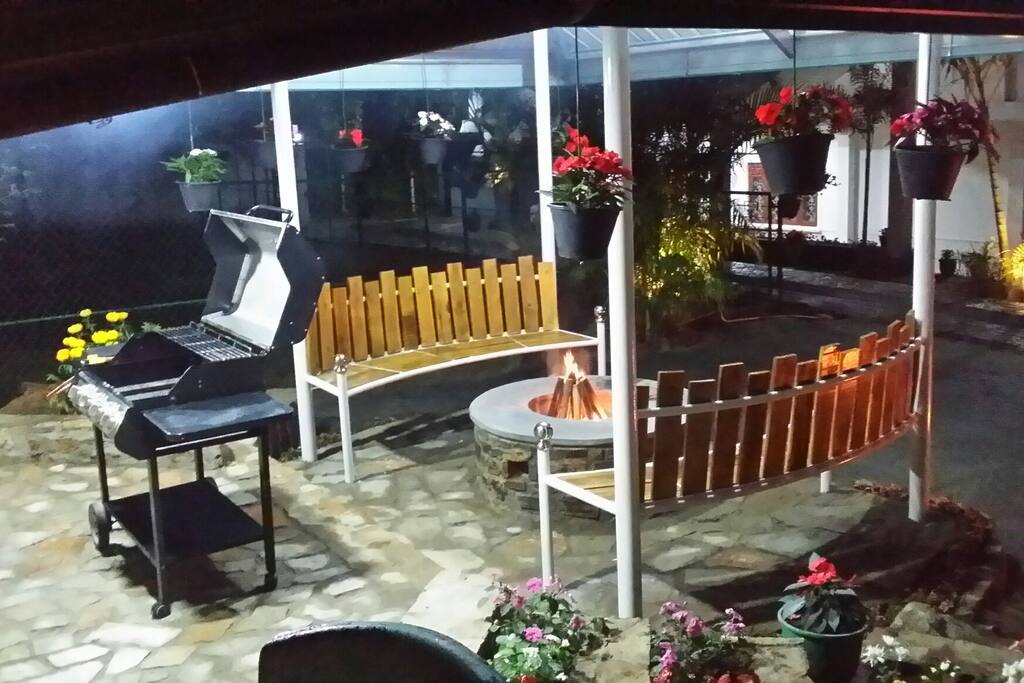 Fire pit