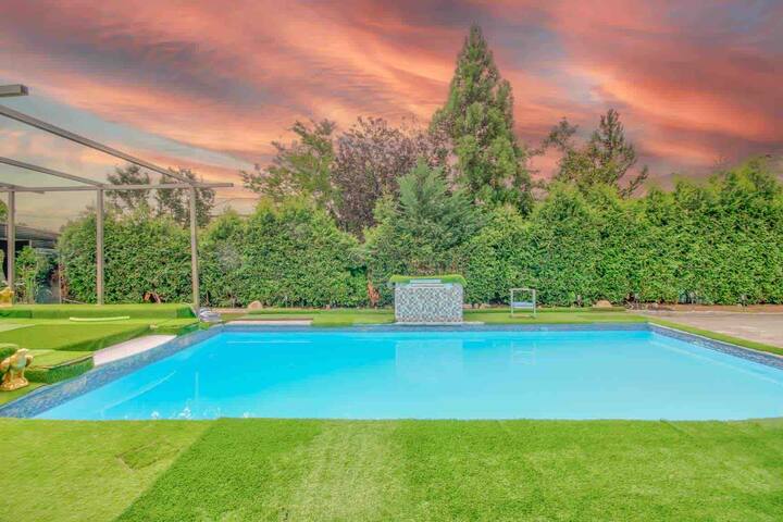 State of the Art Mansion – Pool,BBQ,STEAM SPA