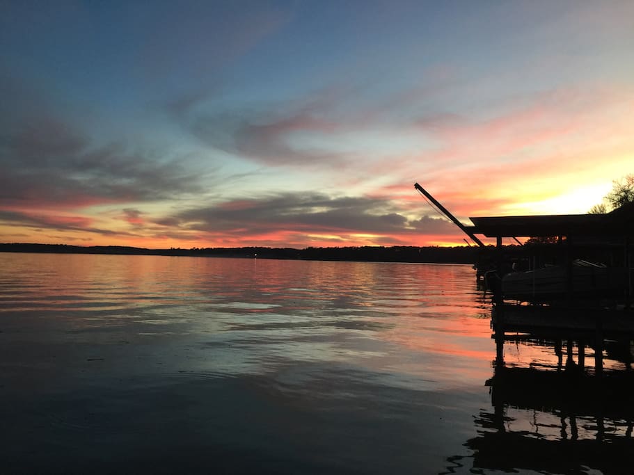 Waterfront Lakehouse Nature Escape Point Blank, Tx Houses for Rent in