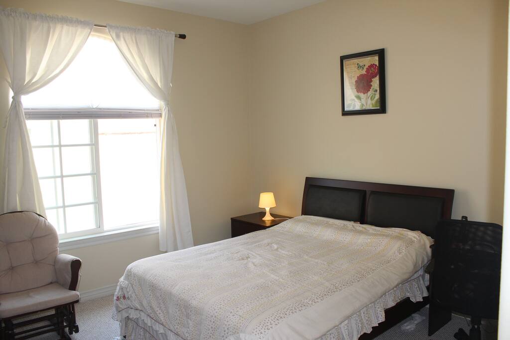 room 2 ,include private bathroom
