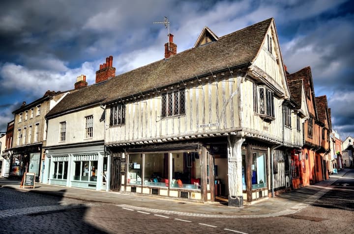 Early Tudor apartment in central Ipswich
