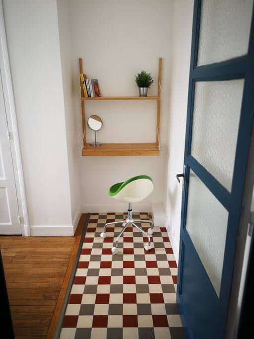 Petit bureau