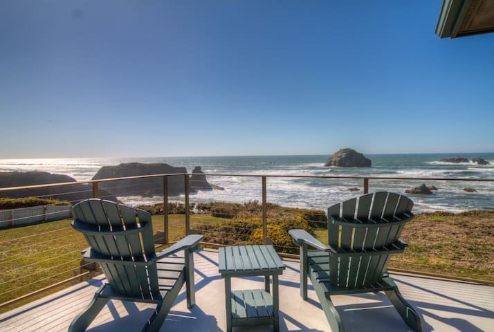 Unobstructed Oceanfront View at Face Rock