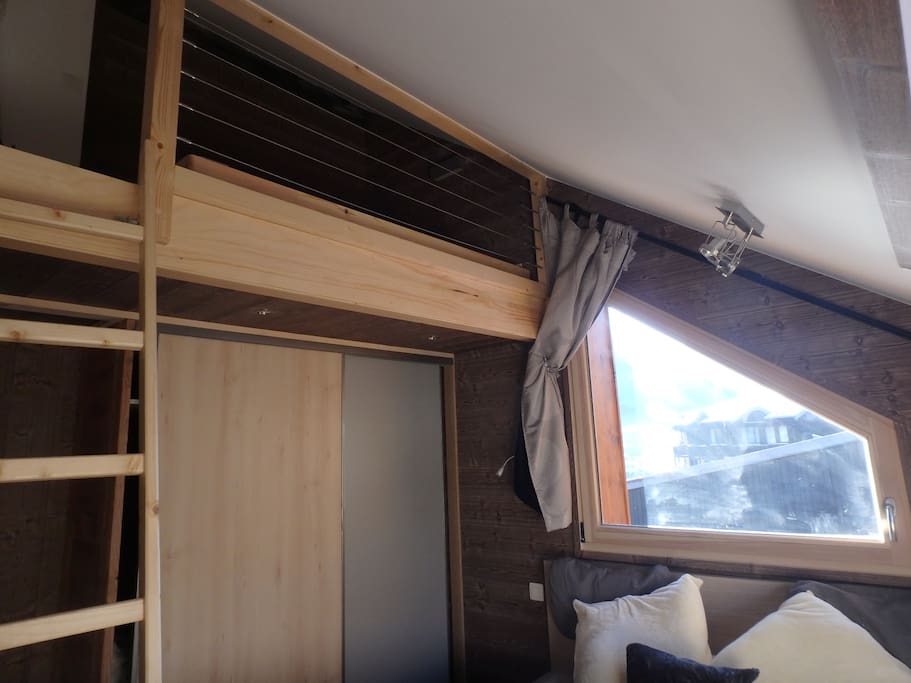Mezzanine (140*190cm)
