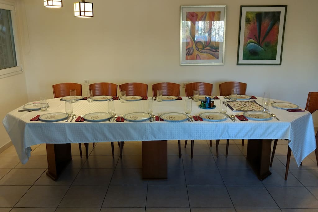 Perfect Setting to Host up to 14 Guests