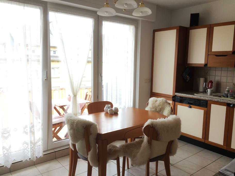 Community room, kitchen
