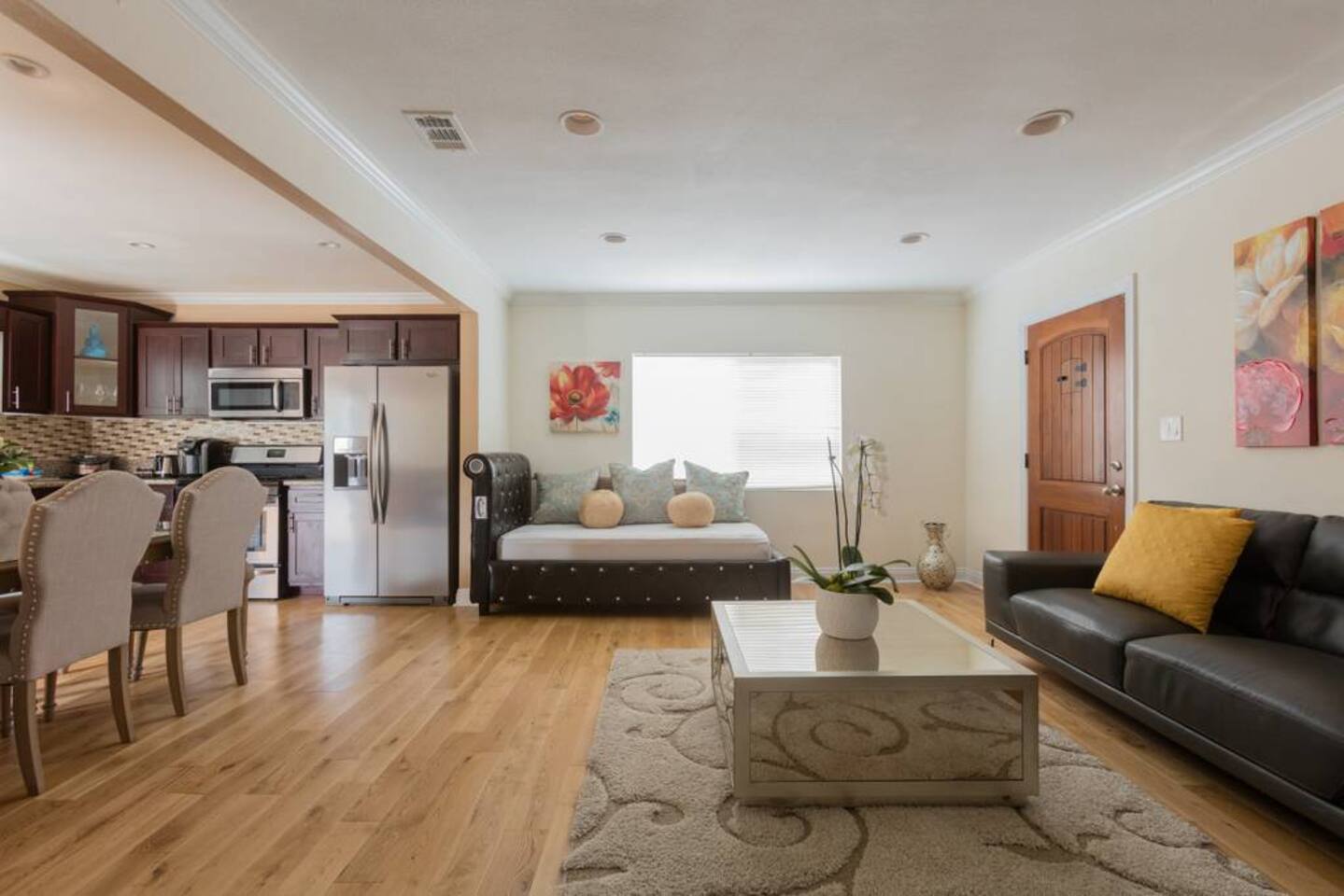 3bd 2ba duplex near downtown los angeles sleeps 14 houses for rent