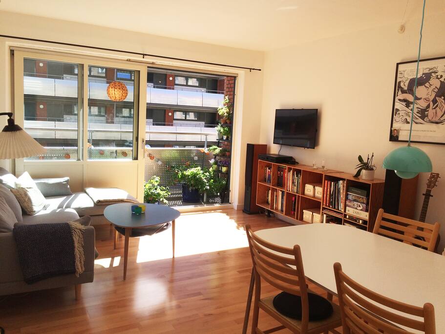 Common room with exit to lovely balcony.