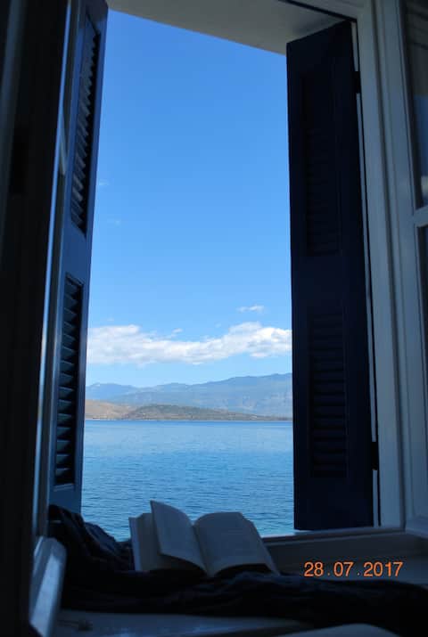 The balcony on the sea front