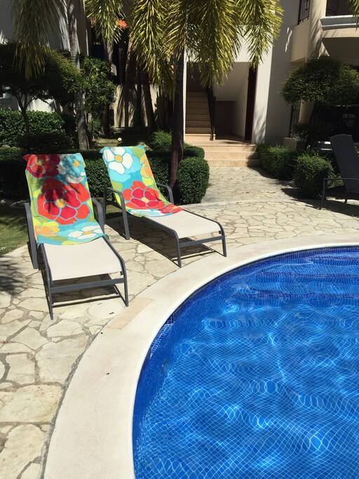 Sun bathing with tranquility
