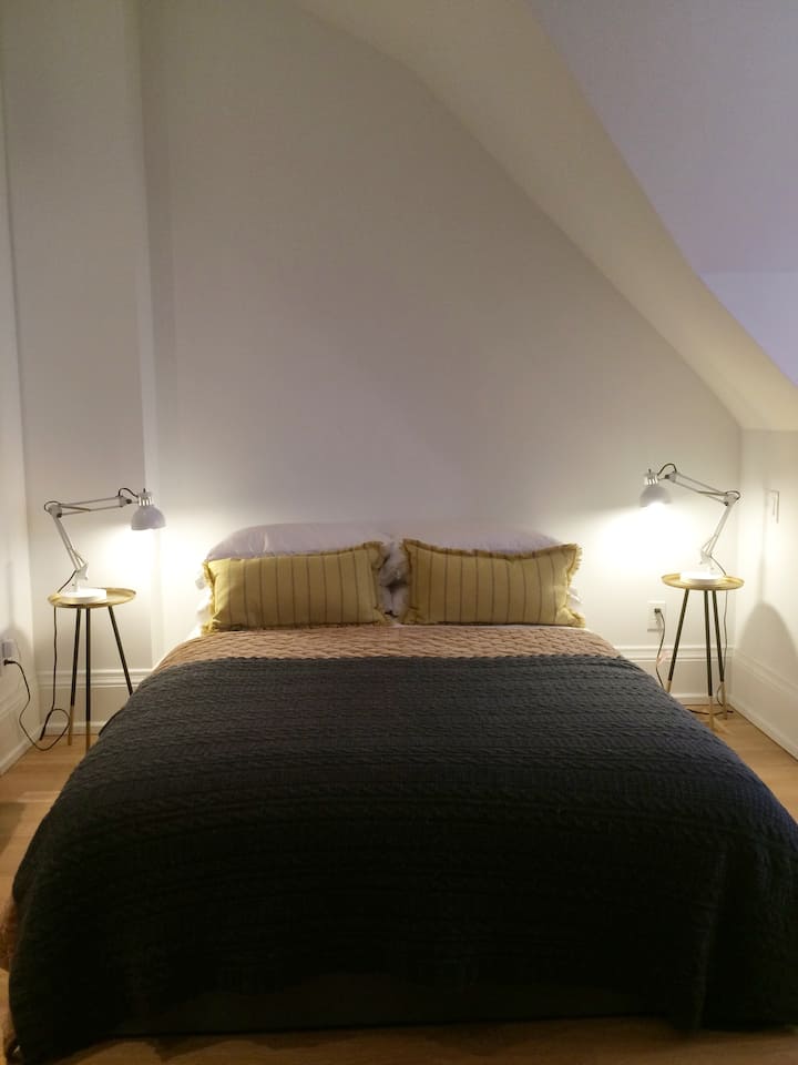 غرفة النوم الرئيسية