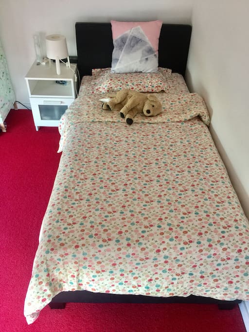 cozy single bed