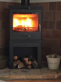 Beautiful+Barn+with+wood+burner+near+Snape