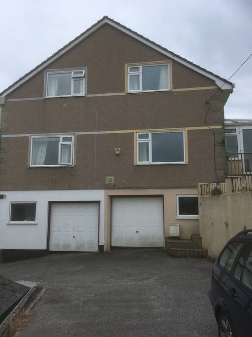 29 left and 27 right ,Truro Lane Parking for 4/5 cars