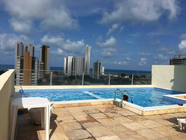 Flat ponta negra. Você vai querer voltar