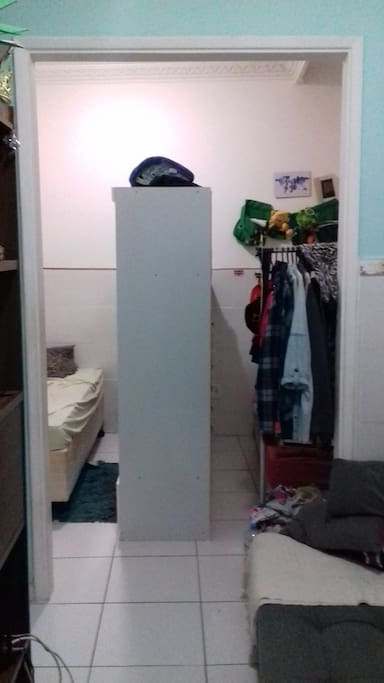 Guarda-roupa e divisão do espaço compartilhado