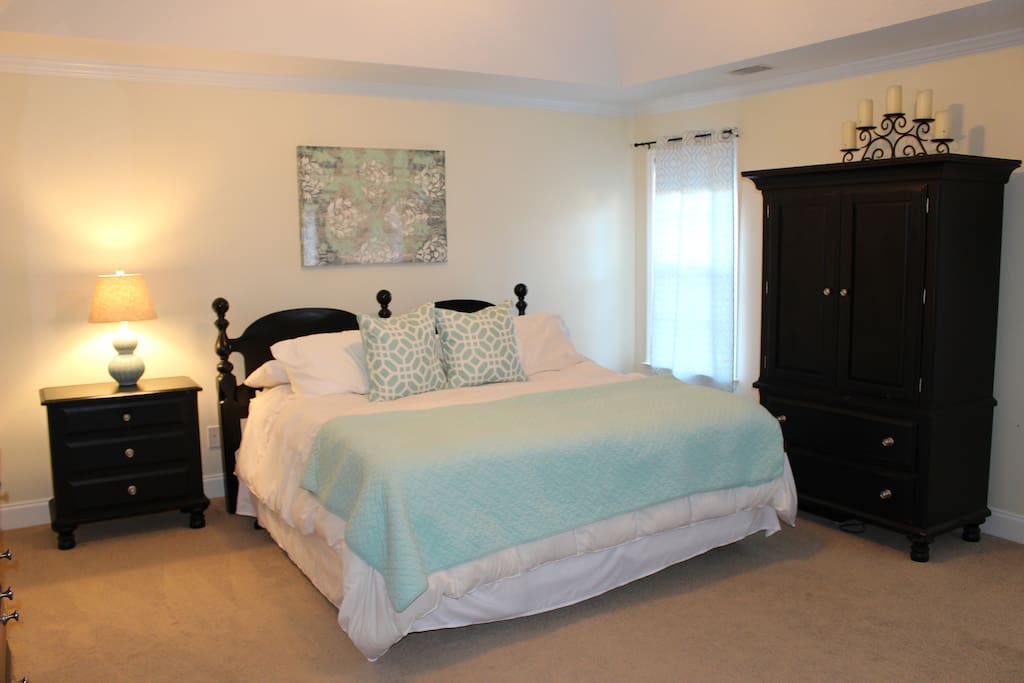 master with king bed and 50" tv