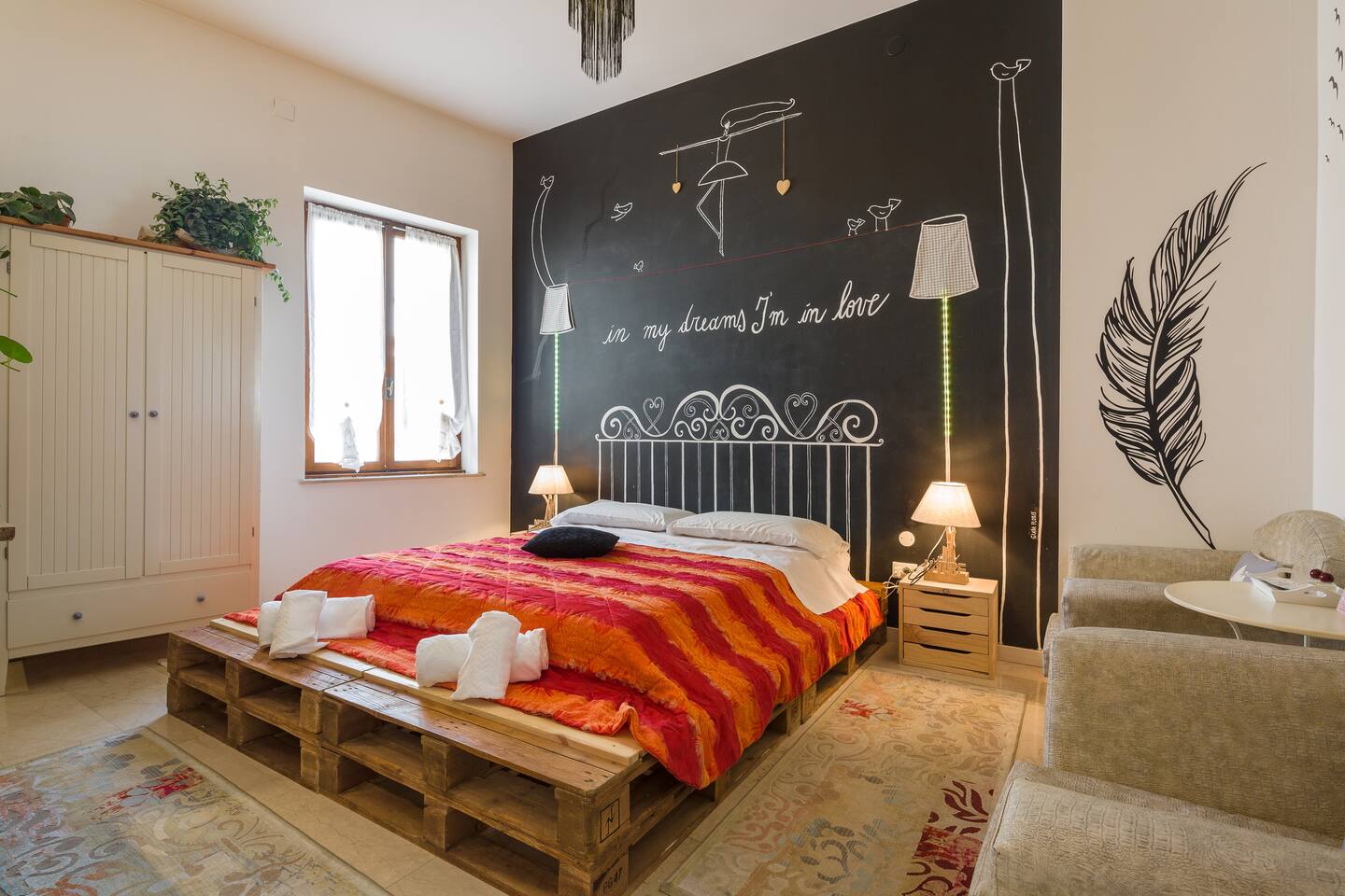 AMAZING DOUBLE ROOM with VIEW Serviced apartments for Rent in Verona