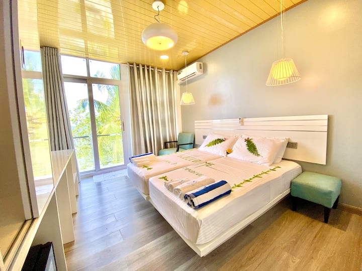 Ზღვის ხედი ტყუპი საწოლი ოთახი