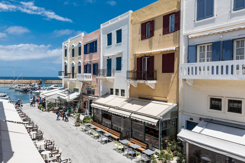 Aisha Petite Hotel Street View ..