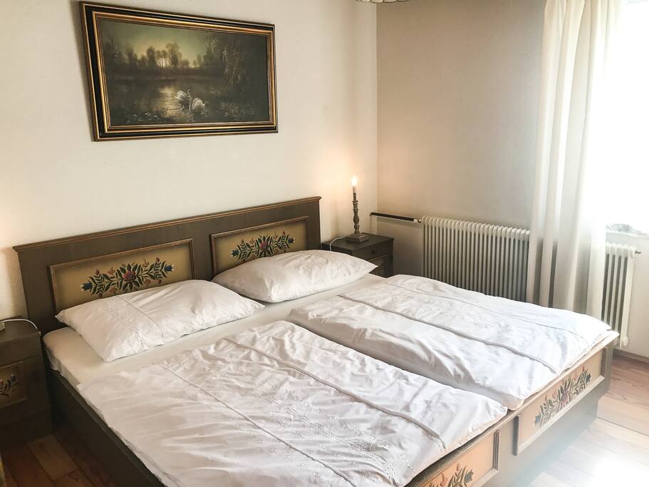 Schlafzimmer in der kleinen Wohnung