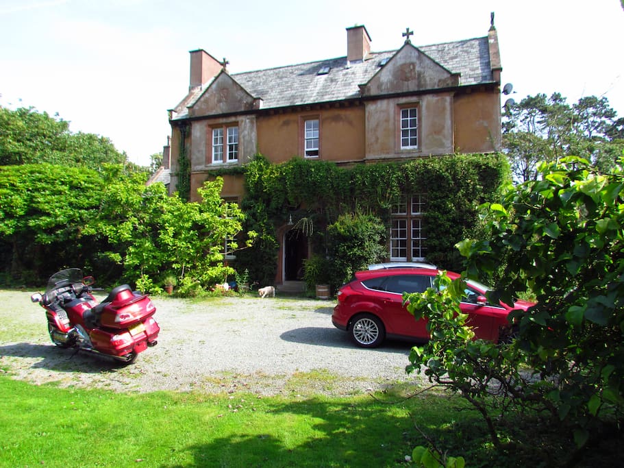West ensuite double room Bed & Breakfasts for Rent in Millom, Cumbria