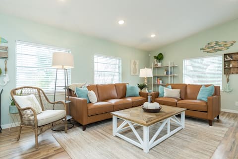 Top performing Airbnb: Family Friendly Near Beach/Downtown, Pearl Retreat in Rockport