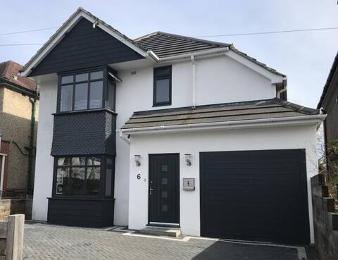 Pet Friendly 5 bed Boutique House in Wimborne Town