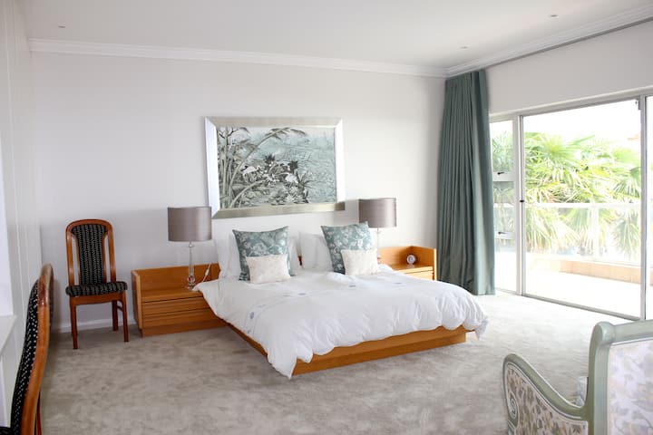 Დედოფლის საძინებელი