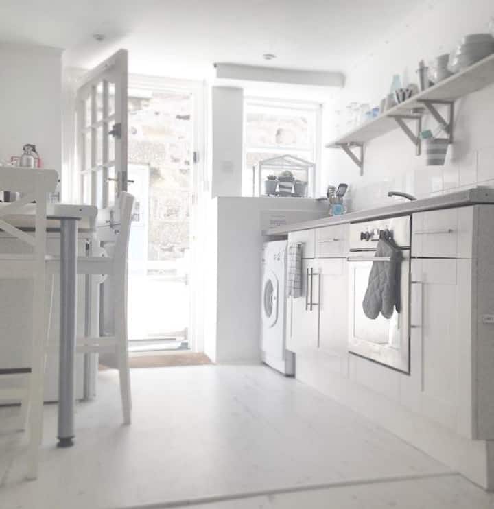 No.7 Teetotal St, St.Ives, Cornwall Apartments for Rent in St Ives