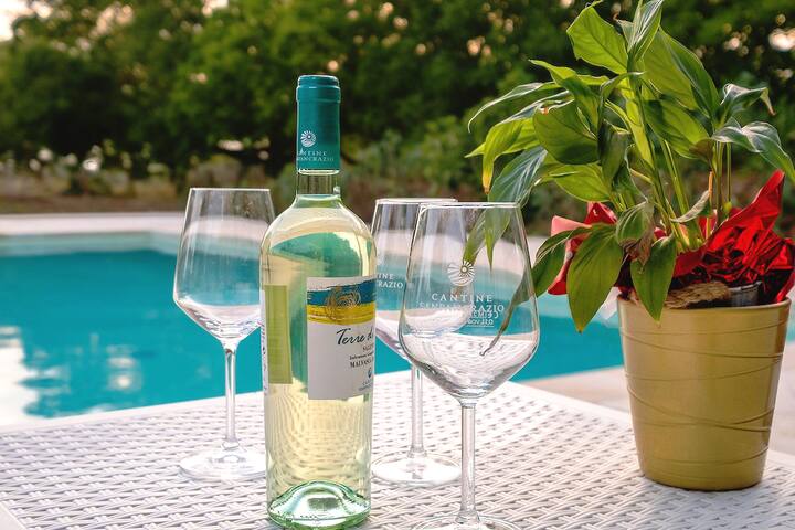 – Casa tipica di campagna. -“A casa di Dante.”