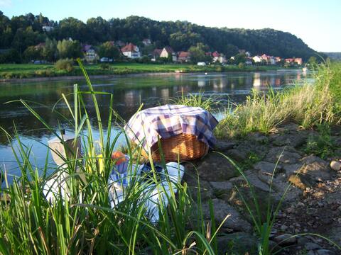FW 1 in the monument on the Elbe