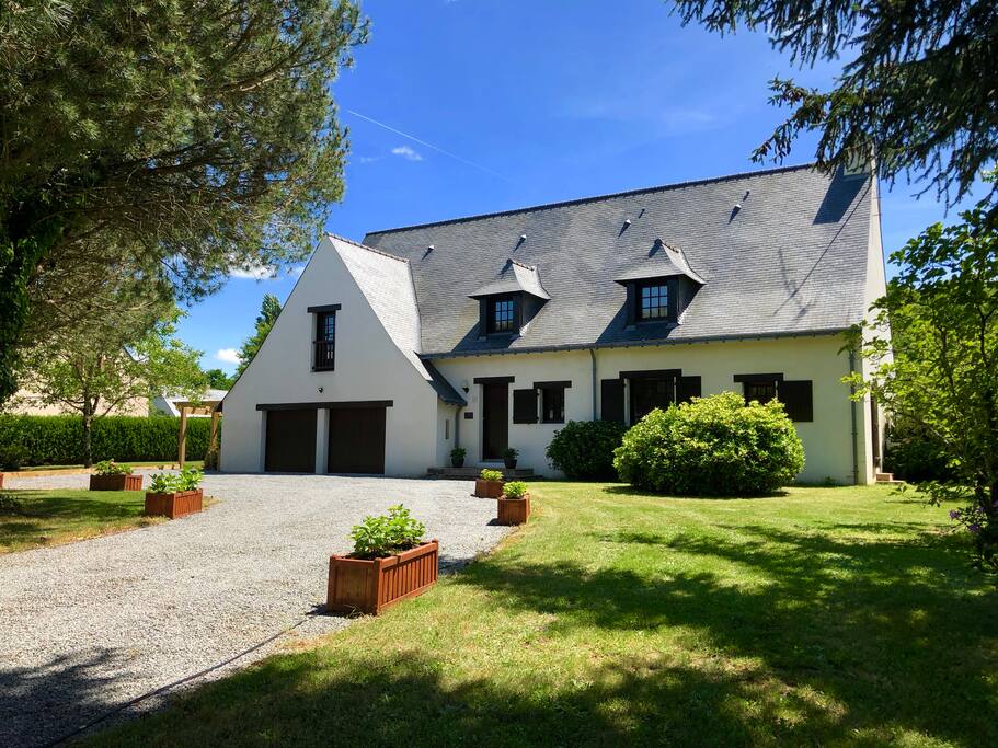 Welcome to Chez Anne & Simon