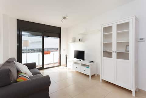 Popular Airbnb listing: New, modern and cozy, 300 mts from the beach. in Calella
