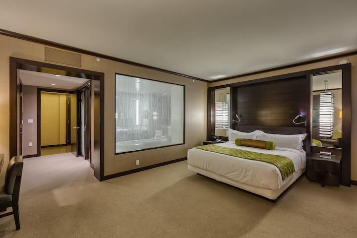 Biggest Vdara Penthouse 2 Br Stunner Strip Views Condos