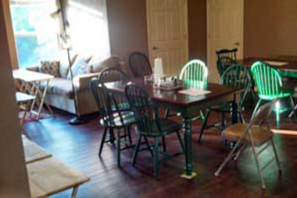 Dining/Common Area