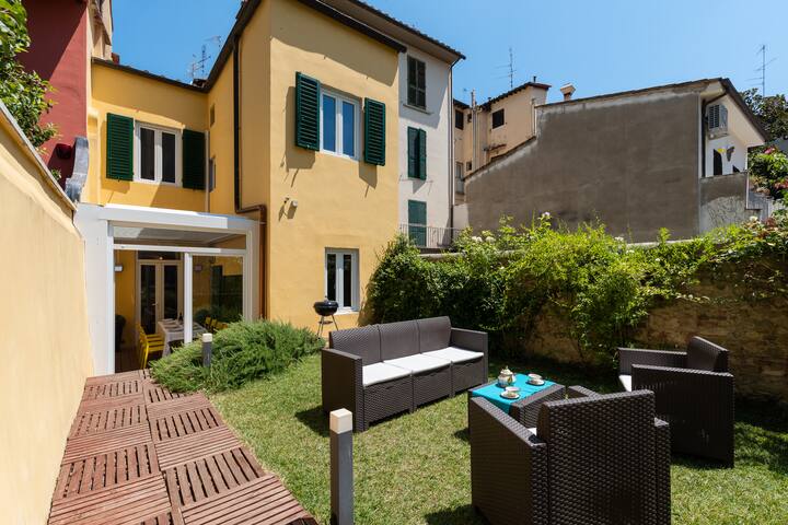 SCALA GARDEN entire house gallery image 5